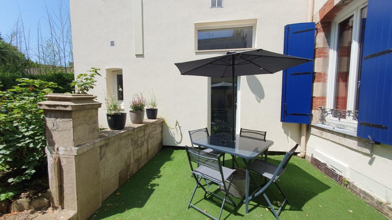 לה מאנש Le Loge'Mans Appartement Proche Gare , Tram Et Centre Ville מראה חיצוני תמונה
